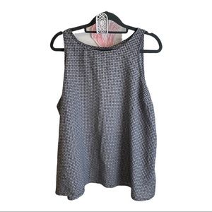 Black and White Layering Tank. XL Good Condition